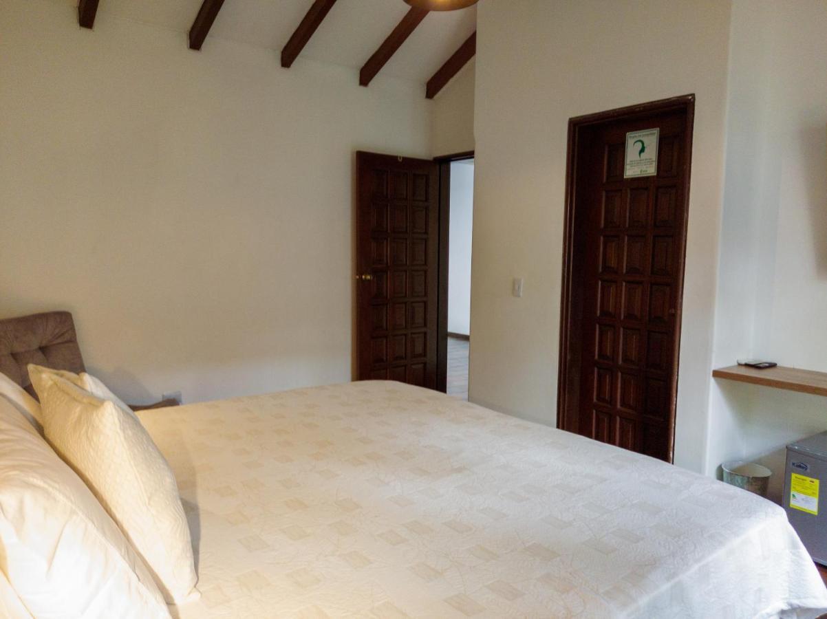 Hotel Boutique La Casa De Piedra كالي المظهر الخارجي الصورة